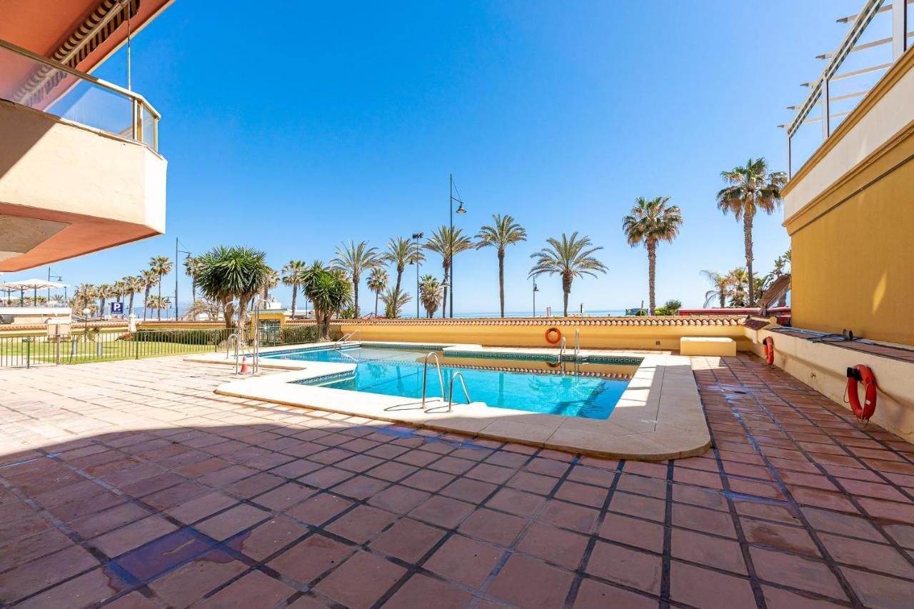 797 Holiday Rentals - Amplio Piso Con Terraza En Primera Linea De Playa Torremolinos Extérieur photo