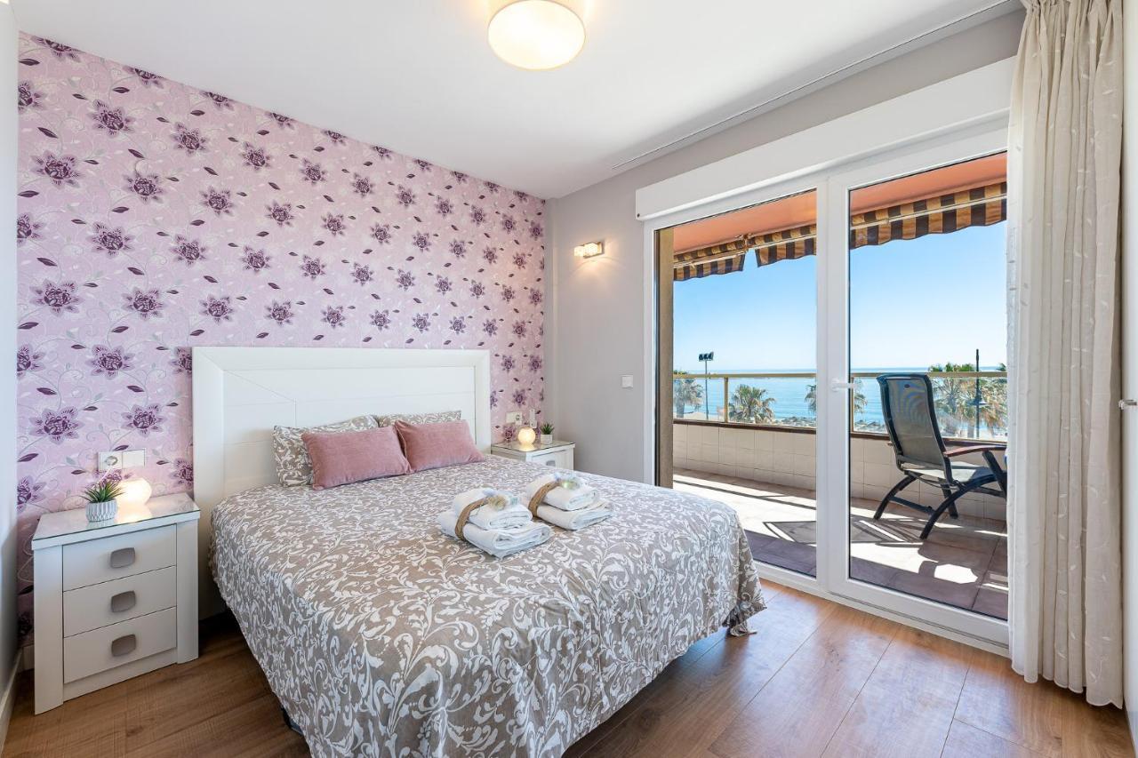 797 Holiday Rentals - Amplio Piso Con Terraza En Primera Linea De Playa Torremolinos Extérieur photo